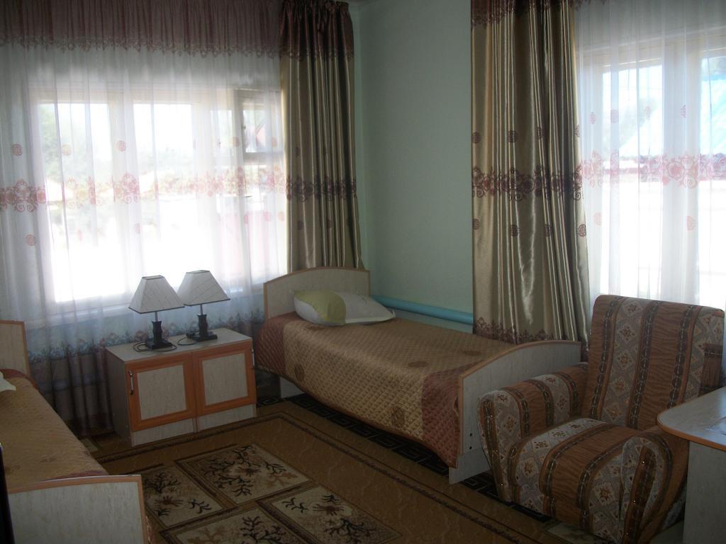 Отель Enirest Каракол Номер фото